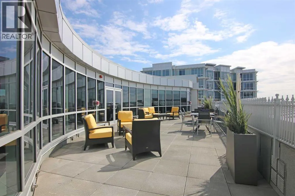 710, 24 Varsity Estates Circle NW
