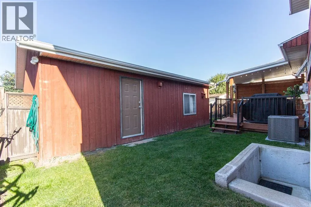 116 Carroll Crescent