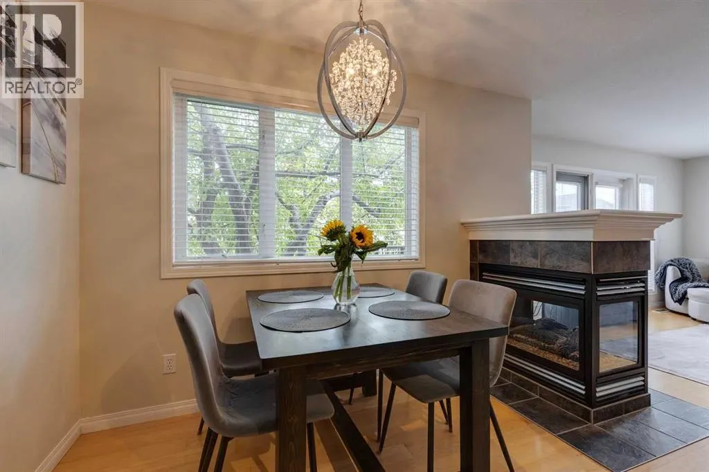 46 Simcoe Place SW