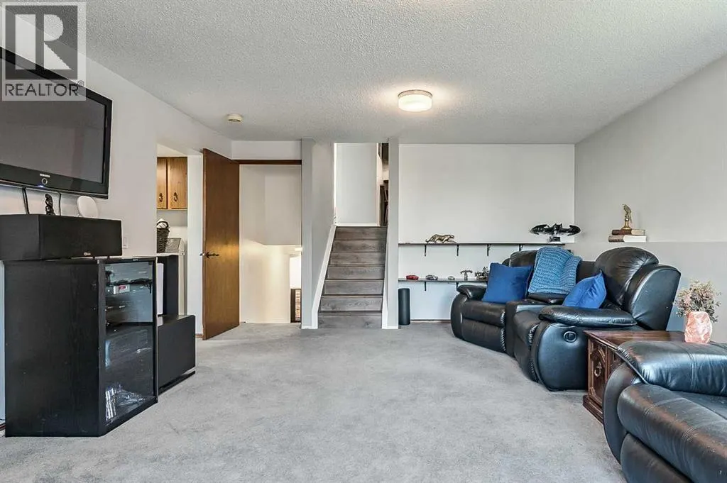 72 Beaconsfield Way NW