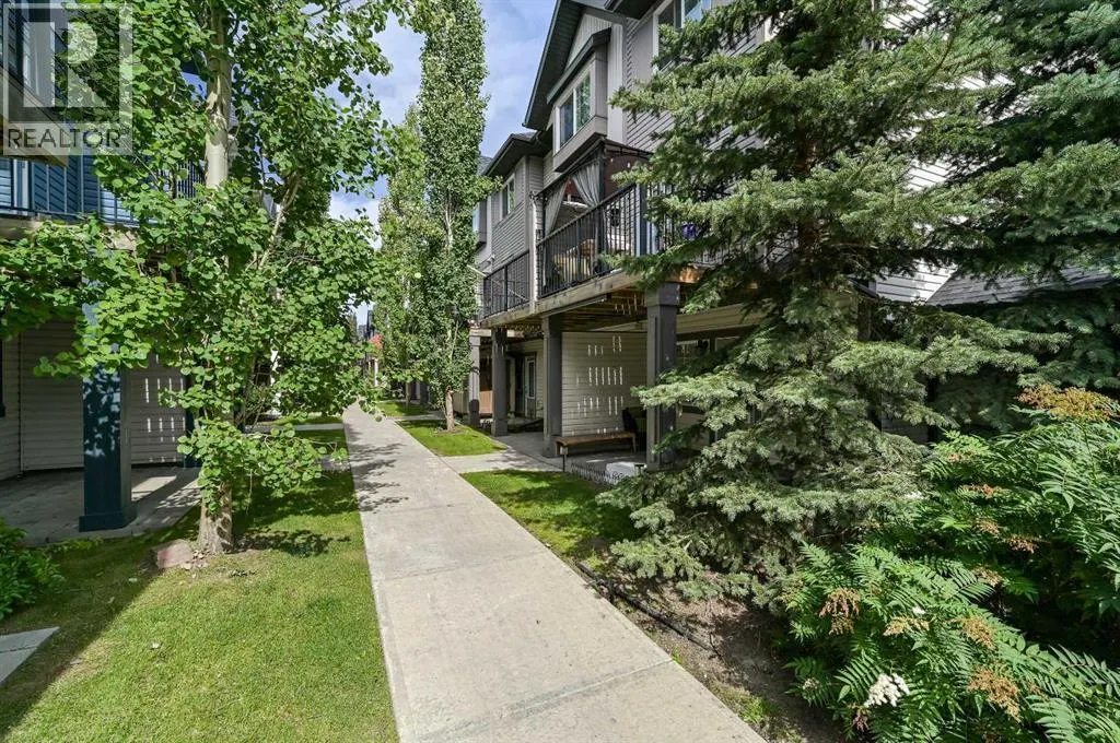 37 New Brighton Point SE