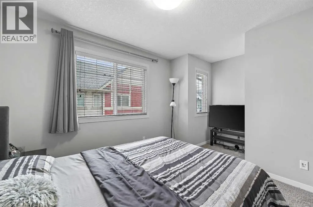 37 New Brighton Point SE