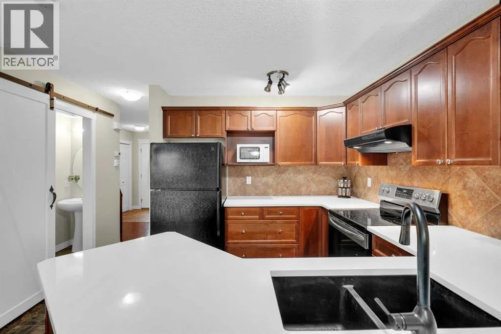 169 Crystal Shores Grove