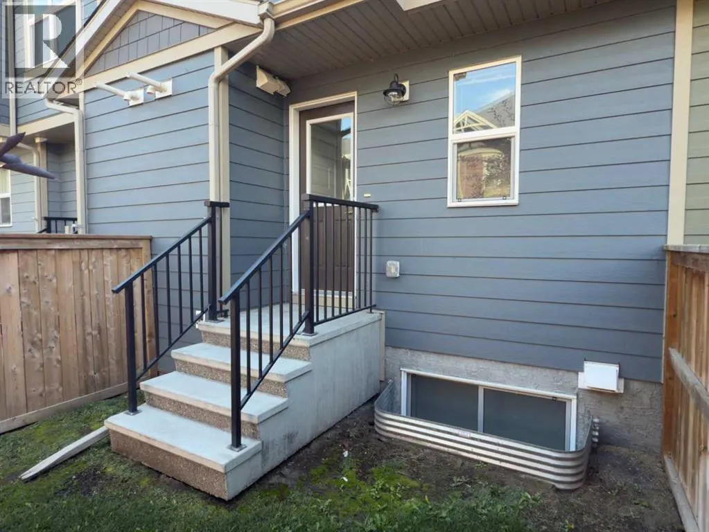 443 Cranbrook Square SE