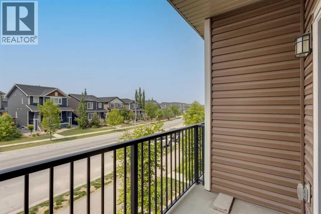 1009, 250 Fireside View
