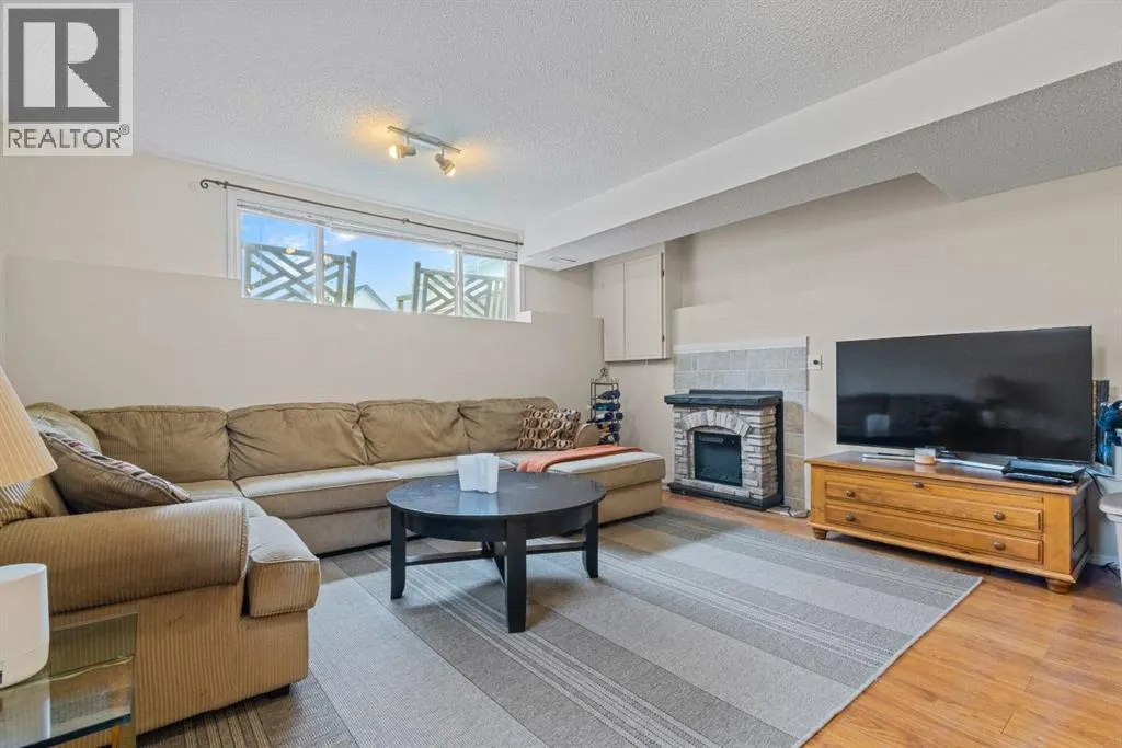3 Somervale Place SW