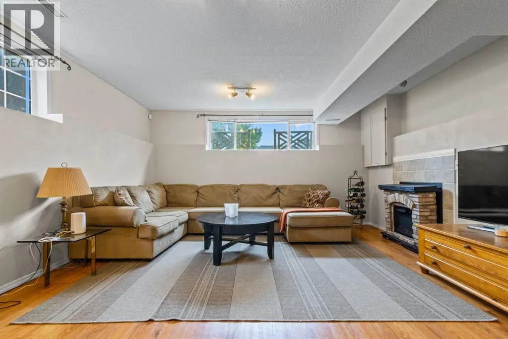 3 Somervale Place SW