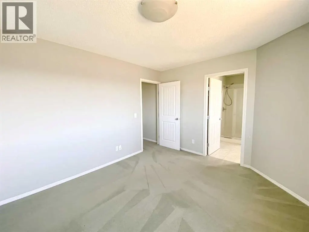 244 Taralake Terrace NE