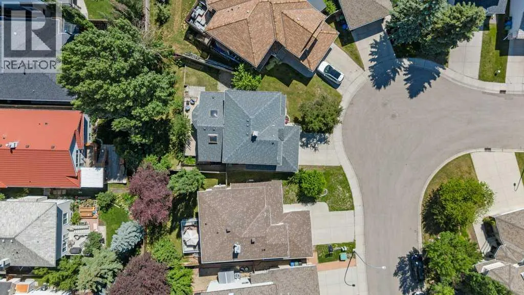 139 Douglasdale Point SE