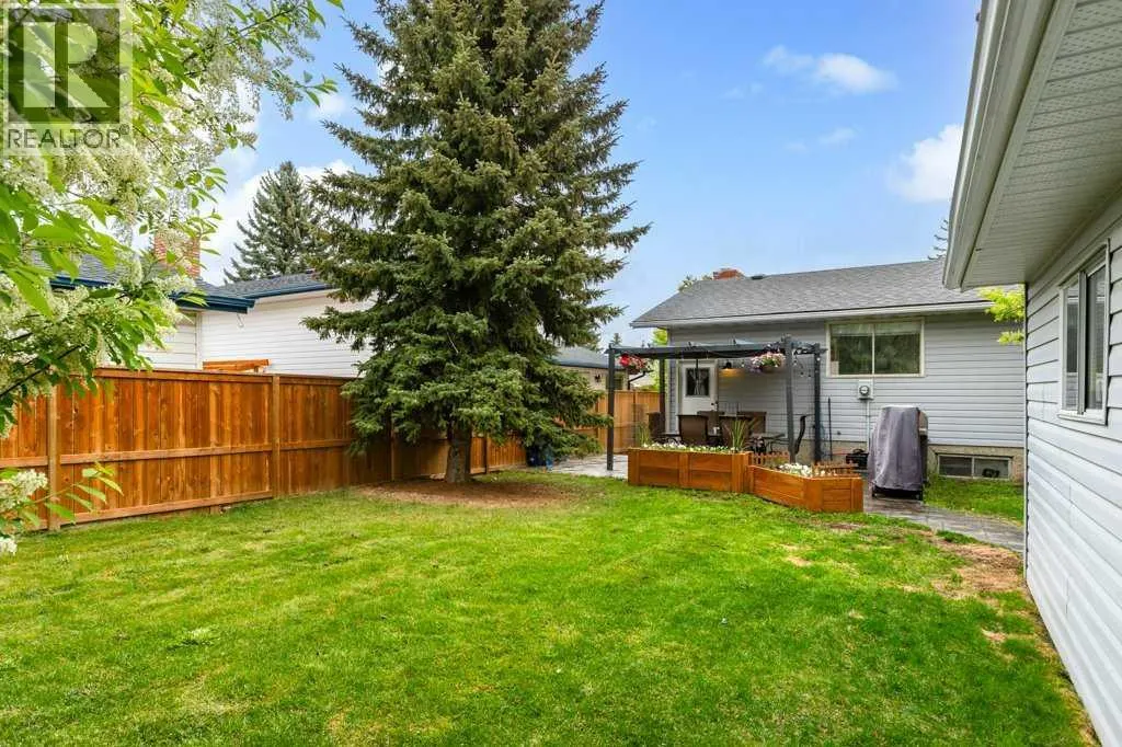 131 Bracewood Road SW