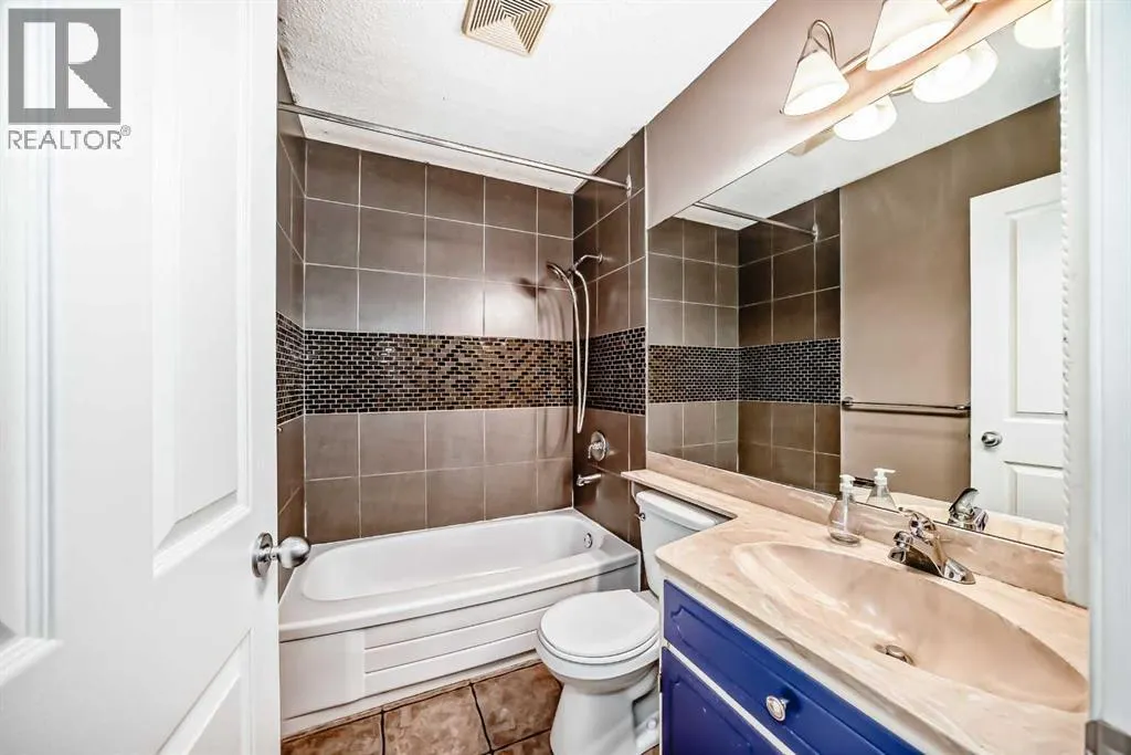 131 Bracewood Road SW