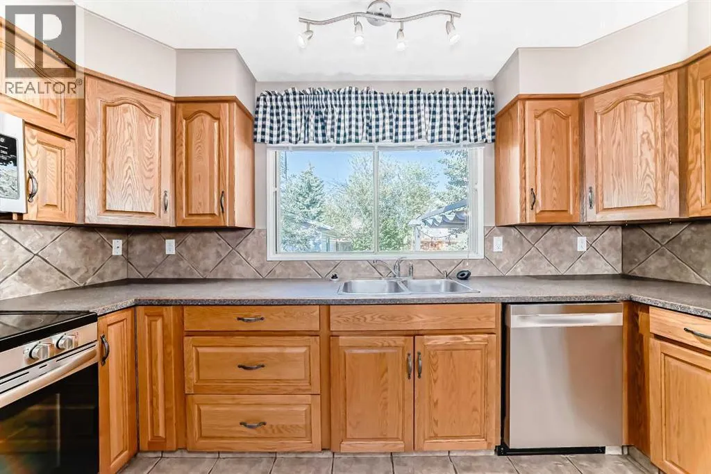 131 Bracewood Road SW