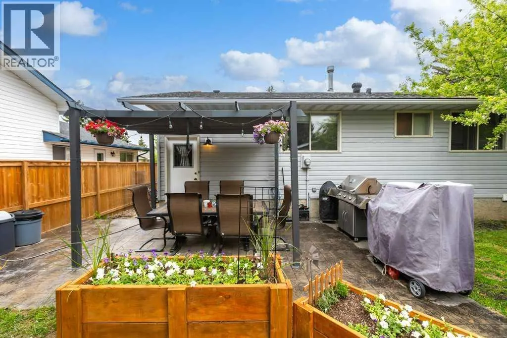 131 Bracewood Road SW