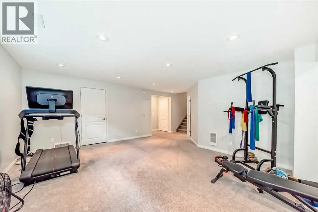 128 LAVENDER Way