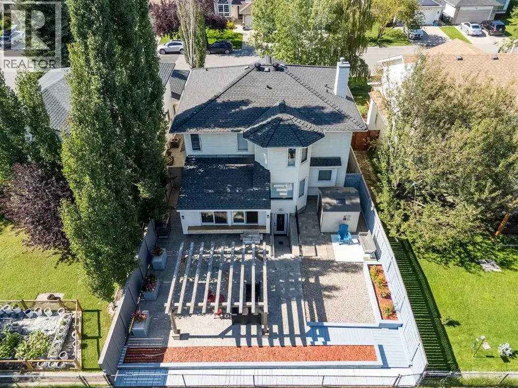 73 Riverview Close SE