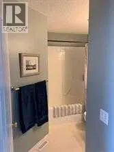 47 Hamptons Link NW