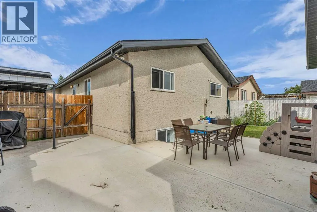 1411 Maitland Drive NE
