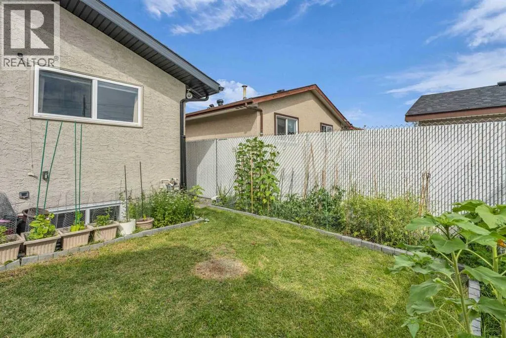 1411 Maitland Drive NE