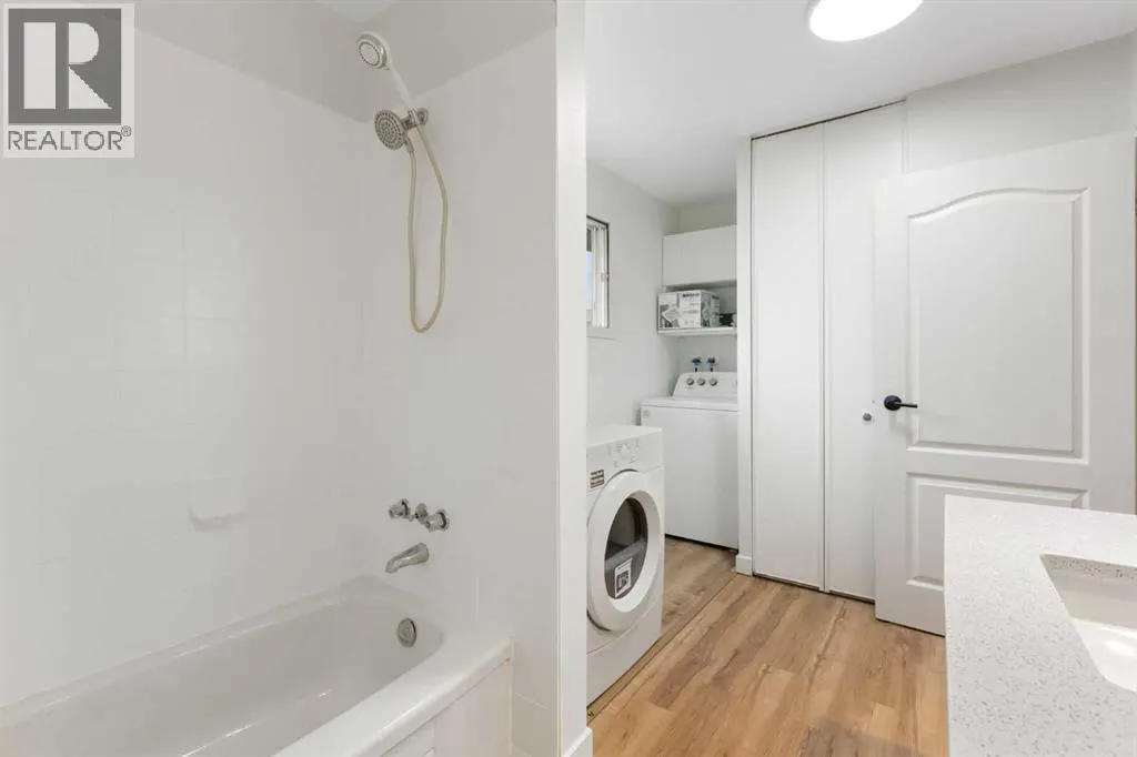 1005, 2520 Palliser Drive SW