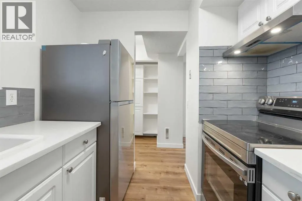 1005, 2520 Palliser Drive SW