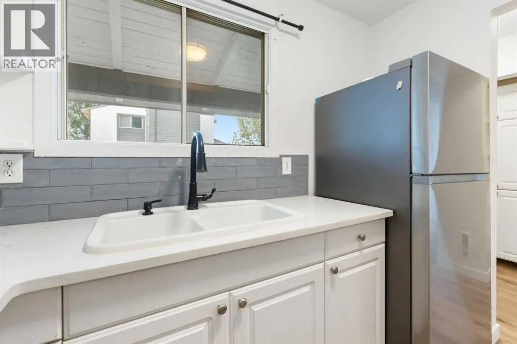 1005, 2520 Palliser Drive SW