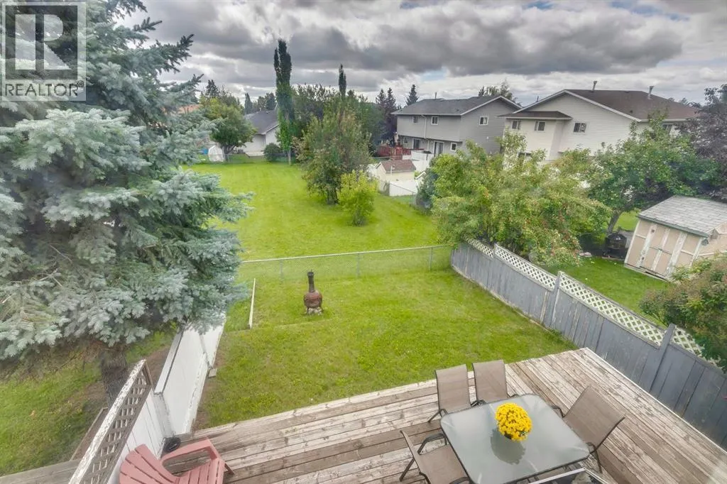 13 Emerald Court SE