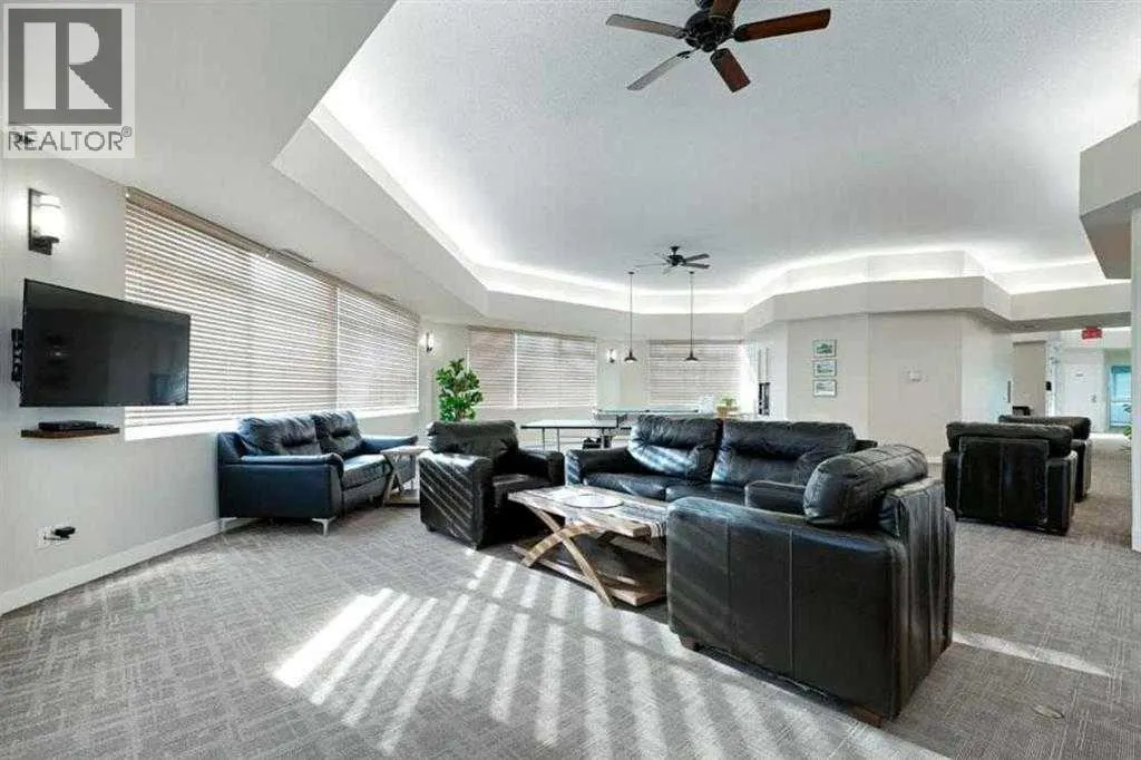 21, 2421 Edenwold Heights NW