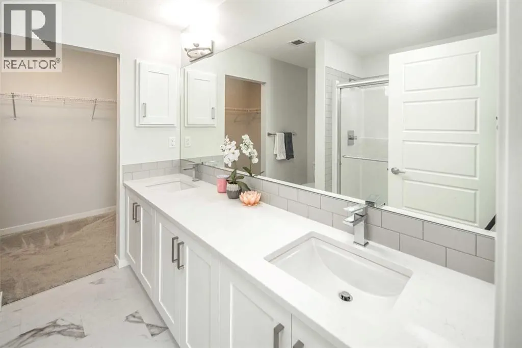 1208, 42 Cranbrook Gardens SE
