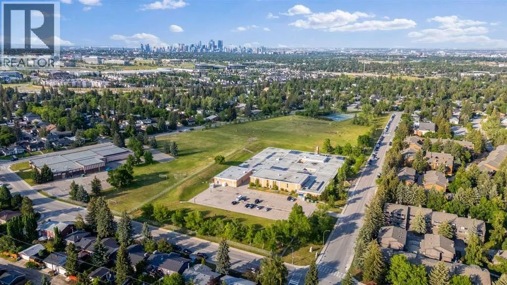 1311, 3240 66 Avenue SW