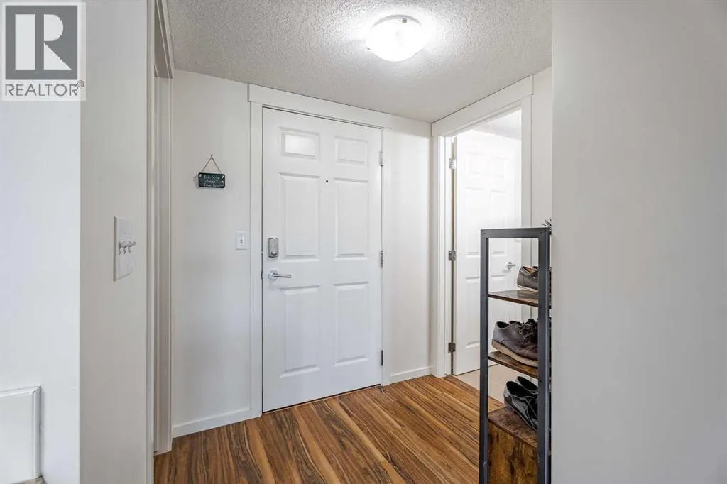 1202, 99 Copperstone Park SE