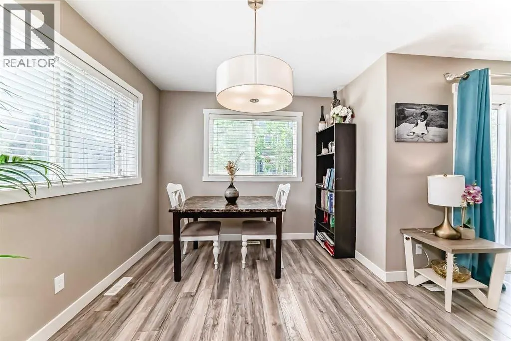 824 Skyview Ranch Grove