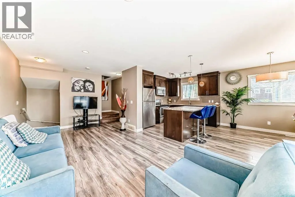824 Skyview Ranch Grove