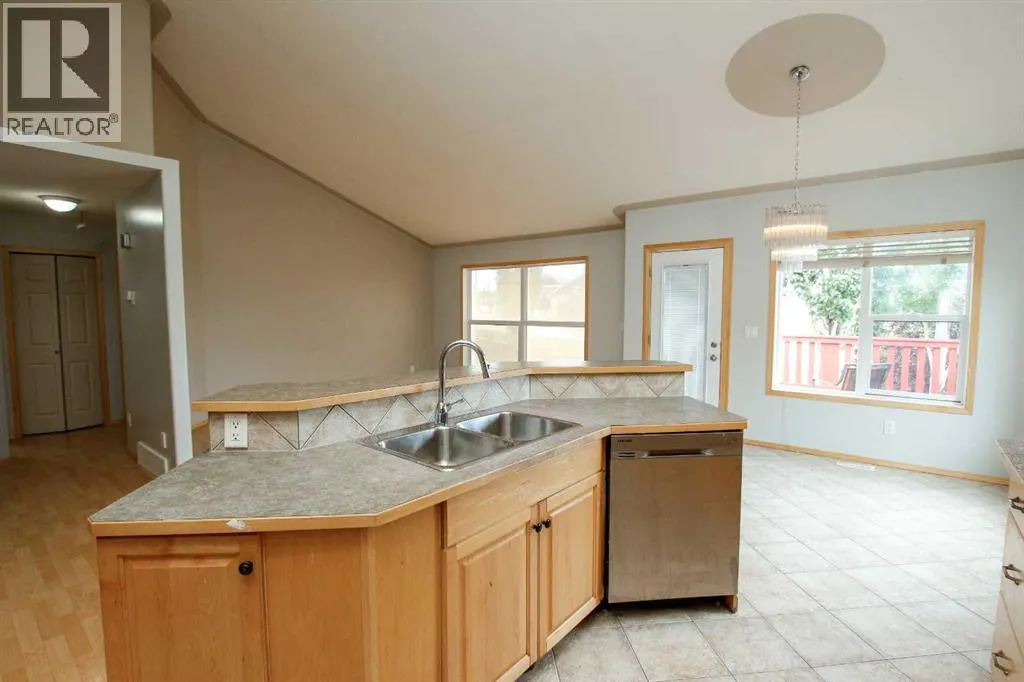 43 Lindman Close