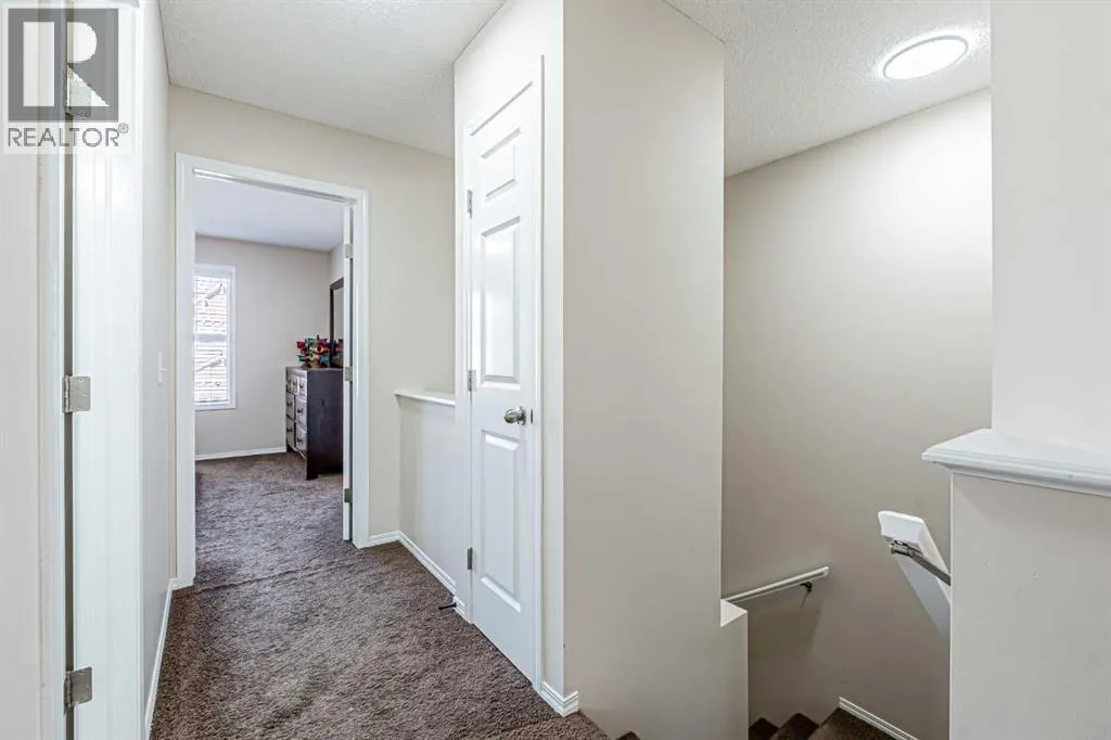 131 Skyview point Crescent NE