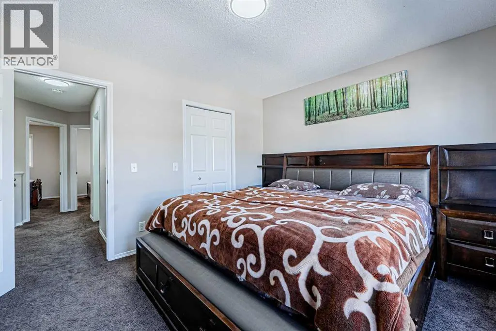 131 Skyview point Crescent NE