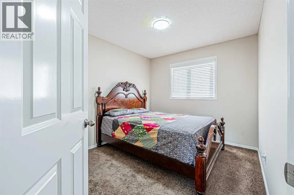 131 Skyview point Crescent NE