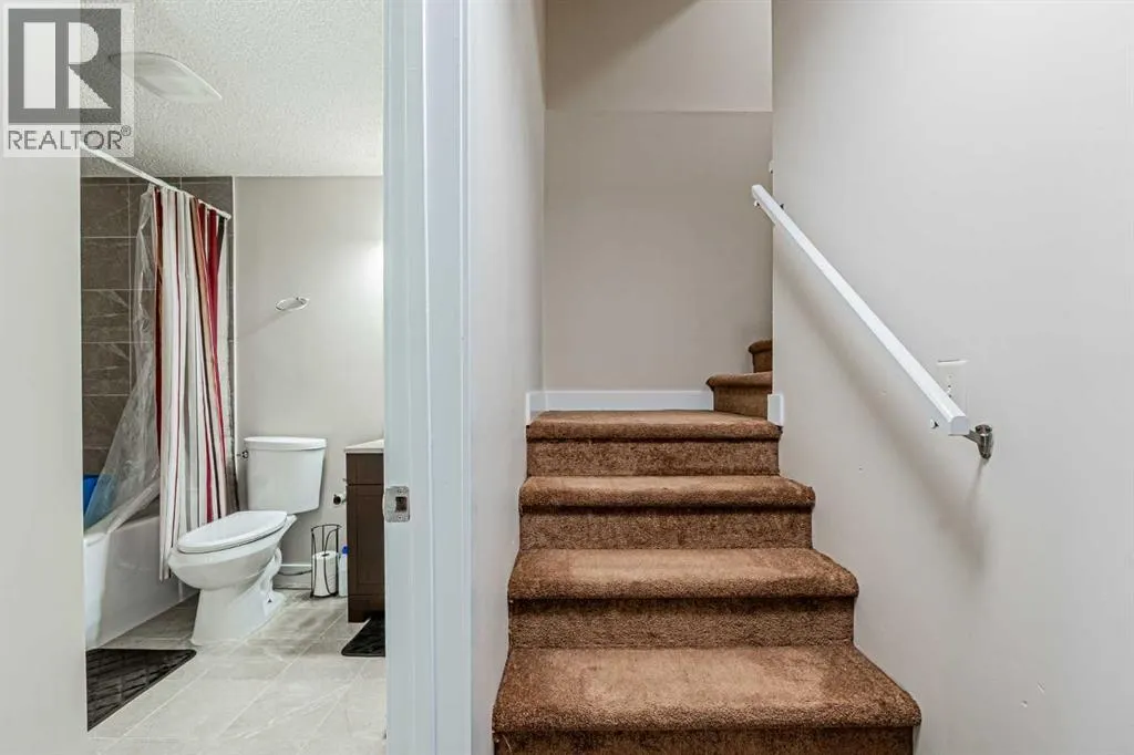 131 Skyview point Crescent NE