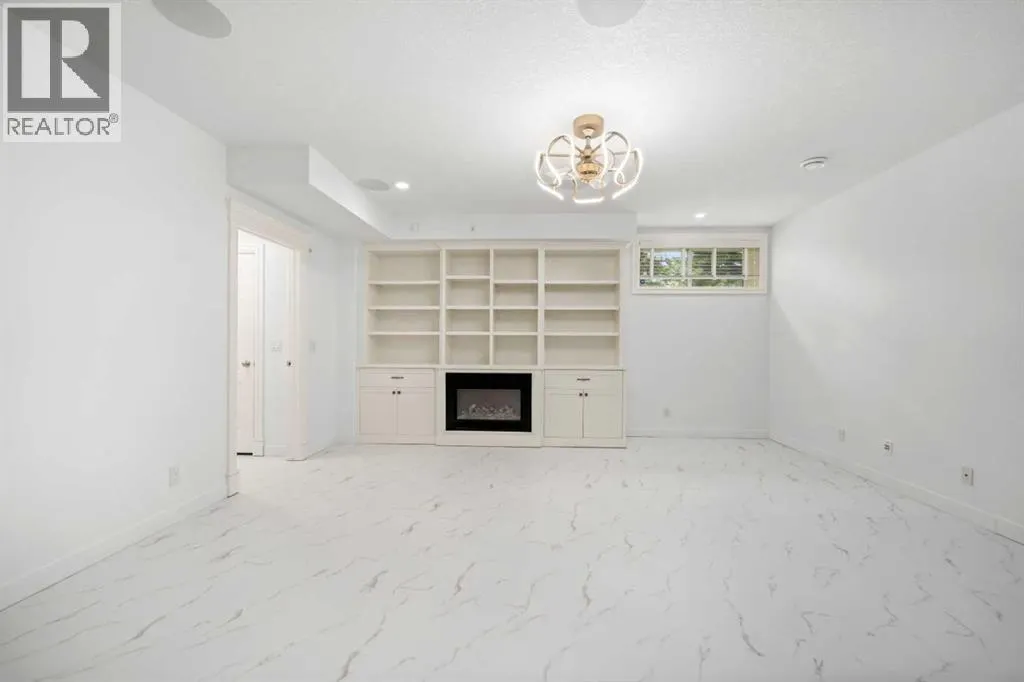 15 Spring Willow Way SW