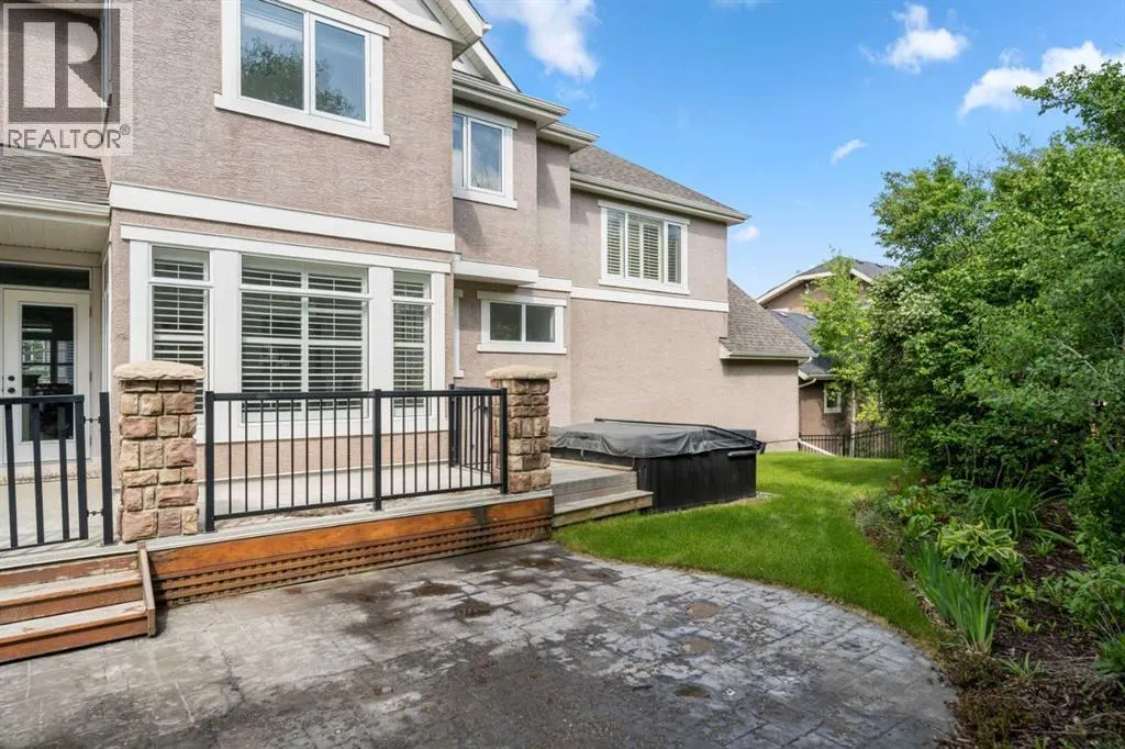 15 Spring Willow Way SW