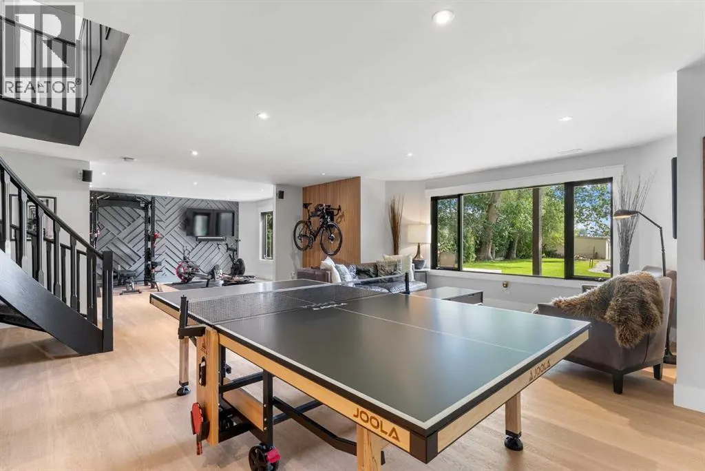 732 West Chestermere Drive