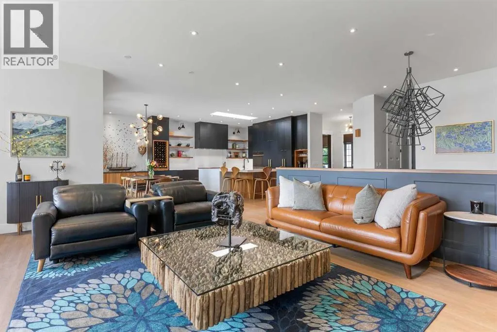 732 West Chestermere Drive