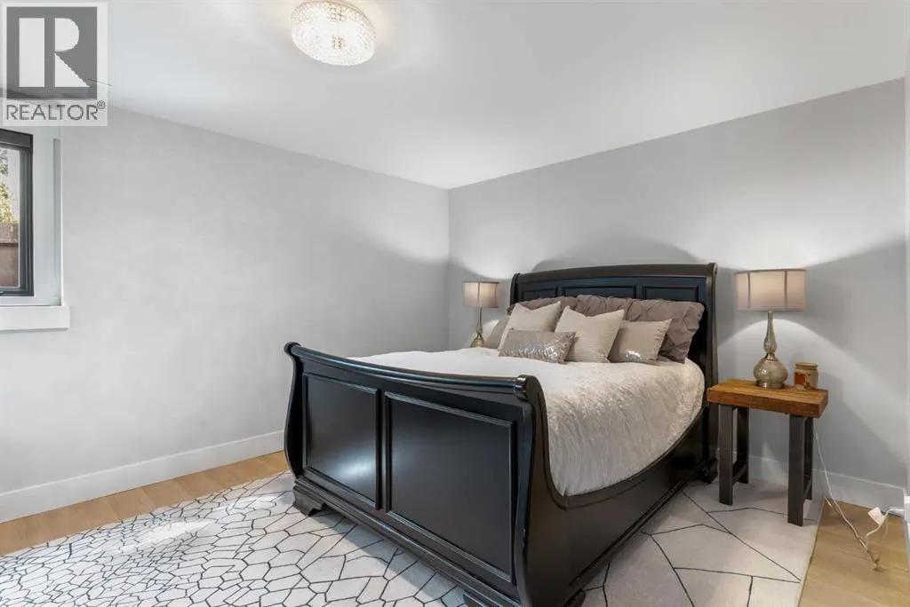 732 West Chestermere Drive