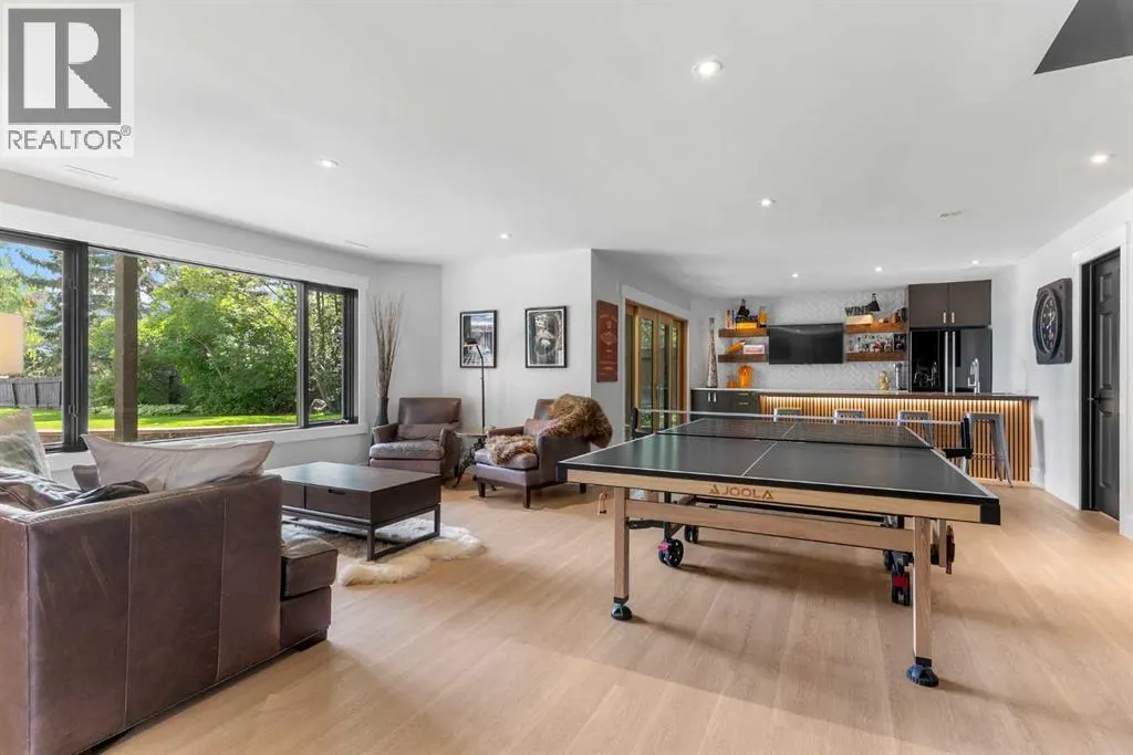 732 West Chestermere Drive