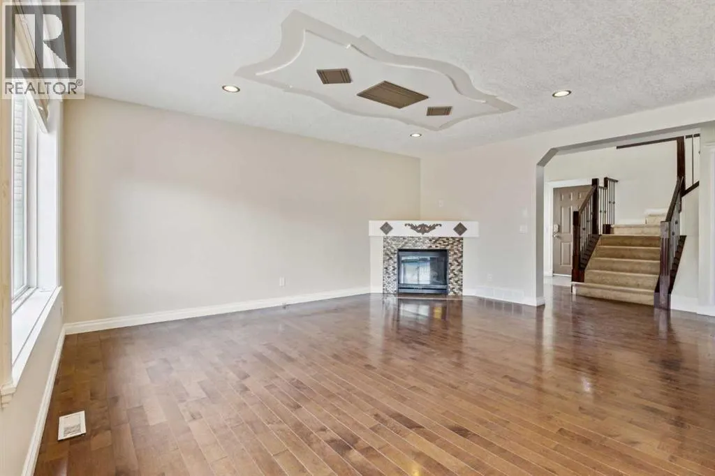 1005 Panorama Hills Drive NW