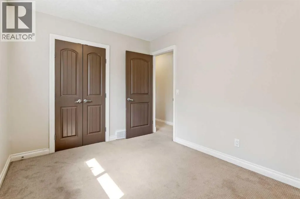 1005 Panorama Hills Drive NW