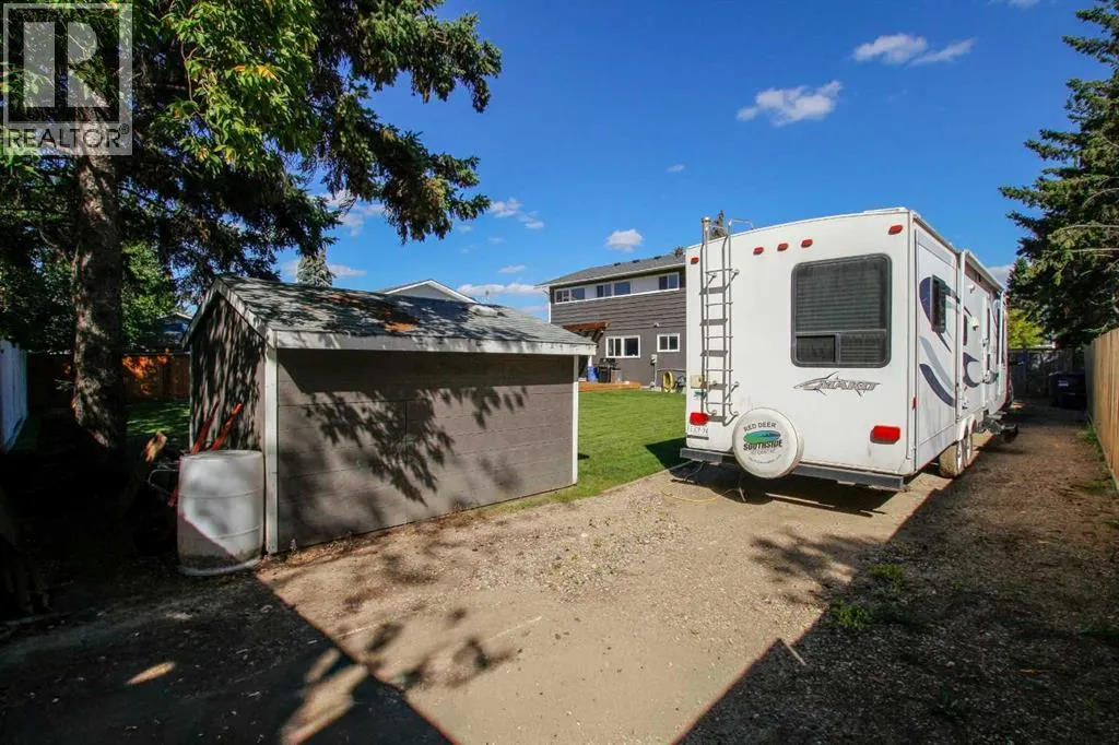 4 Mckee Close