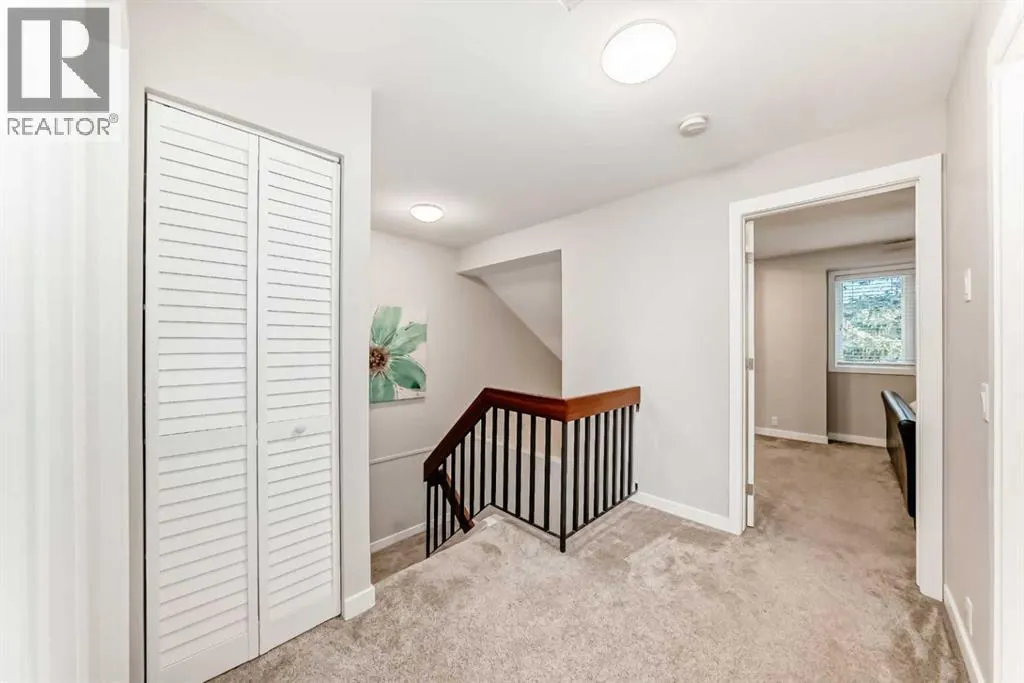51 Strathearn Crescent SW