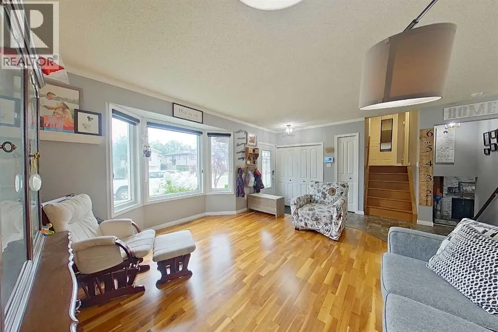 62 Rupert Crescent