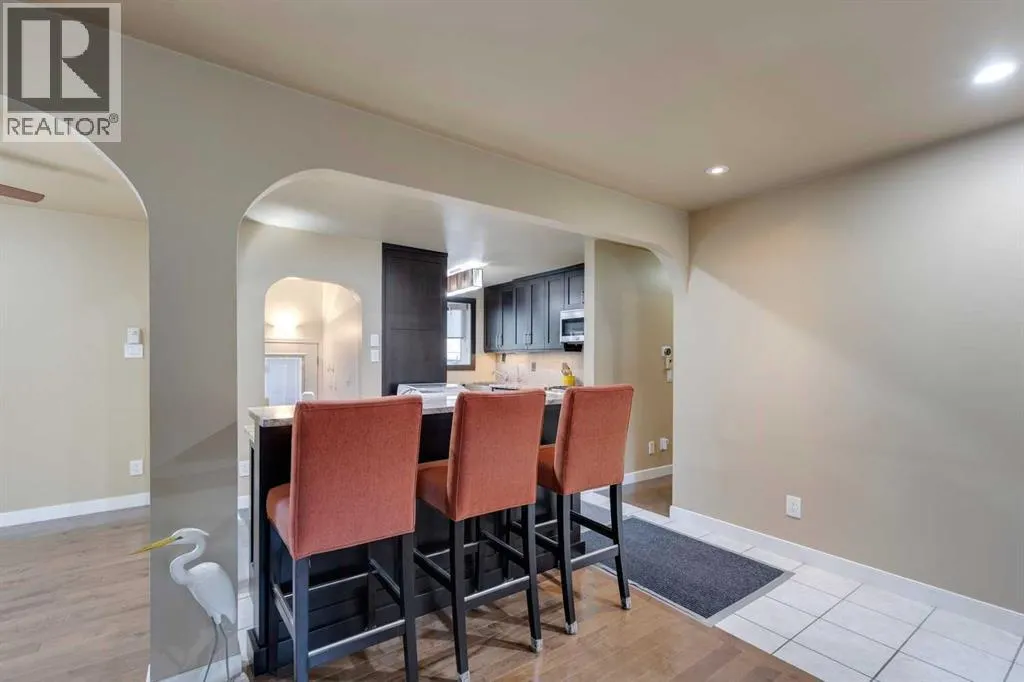 419 Woodland Crescent SE