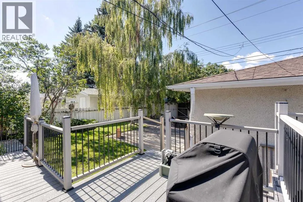 419 Woodland Crescent SE
